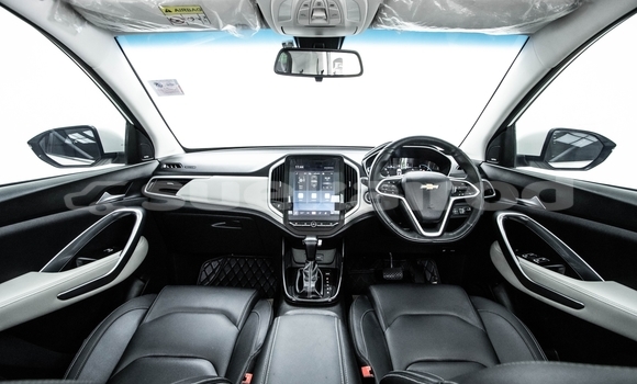 Buy Used Chevrolet Captiva White Car in Bangkok in Bangkok Buy Used Chevrolet Captiva White Car in Bangkok in Bangkok