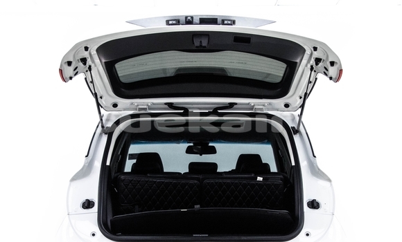 Buy Used Chevrolet Captiva White Car in Bangkok in Bangkok Buy Used Chevrolet Captiva White Car in Bangkok in Bangkok