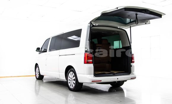 Buy Used Volkswagen Caravelle White Car in Bangkok in Bangkok Buy Used Volkswagen Caravelle White Car in Bangkok in Bangkok