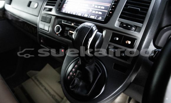 Buy Used Volkswagen Caravelle White Car in Bangkok in Bangkok Buy Used Volkswagen Caravelle White Car in Bangkok in Bangkok