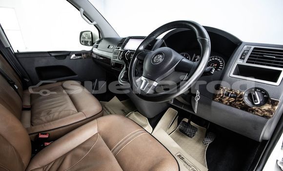 Buy Used Volkswagen Caravelle White Car in Bangkok in Bangkok Buy Used Volkswagen Caravelle White Car in Bangkok in Bangkok