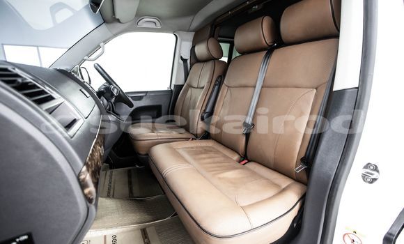 Buy Used Volkswagen Caravelle White Car in Bangkok in Bangkok Buy Used Volkswagen Caravelle White Car in Bangkok in Bangkok