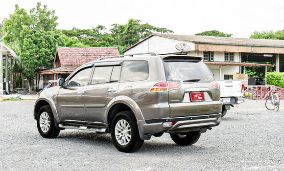 ซื้อ รถมือสอง Mitsubishi Pajero สีน้ำตาล รถยนต์ ใน %{เมือง} ใน สระบุรี ซื้อ รถมือสอง Mitsubishi Pajero สีน้ำตาล รถยนต์ ใน %{เมือง} ใน สระบุรี