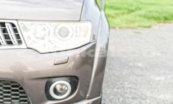 ซื้อ รถมือสอง Mitsubishi Pajero สีน้ำตาล รถยนต์ ใน %{เมือง} ใน สระบุรี ซื้อ รถมือสอง Mitsubishi Pajero สีน้ำตาล รถยนต์ ใน %{เมือง} ใน สระบุรี