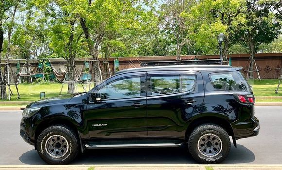 Buy Used Chevrolet TrailBlazer Black Car in Bangkok in Bangkok Buy Used Chevrolet TrailBlazer Black Car in Bangkok in Bangkok