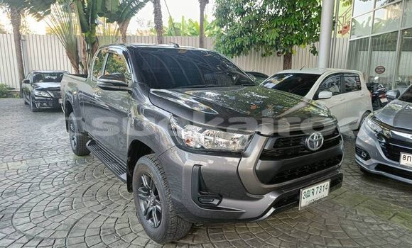 Buy Used Toyota Hiluxe Revo Other Car in Bangkok in Bangkok