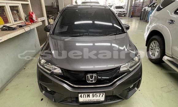 ซื้อ รถมือสอง Honda Jazz อื่น ๆ รถยนต์ ใน %{เมือง} ใน กรุงเทพมหานคร