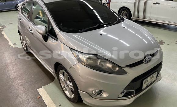 ซื้อ รถมือสอง Ford Fiesta อื่น ๆ รถยนต์ ใน %{เมือง} ใน กรุงเทพมหานคร