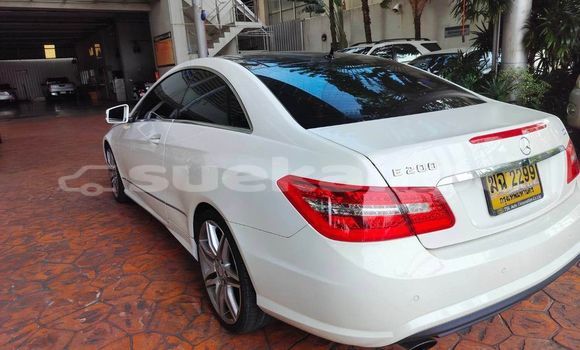 Buy Used Mercedes‒Benz E–Class White Car in Bangkok in Bangkok Buy Used Mercedes‒Benz E–Class White Car in Bangkok in Bangkok