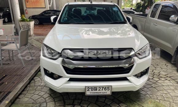 Buy Used Isuzu D-Max White Car in Bangkok in Bangkok