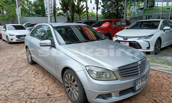 ซื้อ รถมือสอง Mercedes-Benz C-Classe อื่น ๆ รถยนต์ ใน %{เมือง} ใน กรุงเทพมหานคร