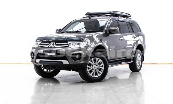 Buy Used Mitsubishi Pajero Sport Brown Car in Bangkok in Bangkok