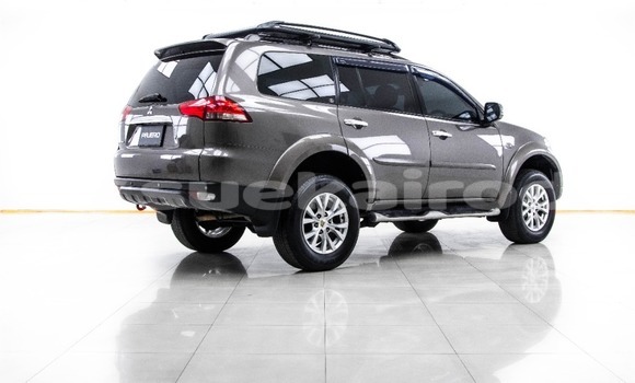 Buy Used Mitsubishi Pajero Sport Brown Car in Bangkok in Bangkok Buy Used Mitsubishi Pajero Sport Brown Car in Bangkok in Bangkok