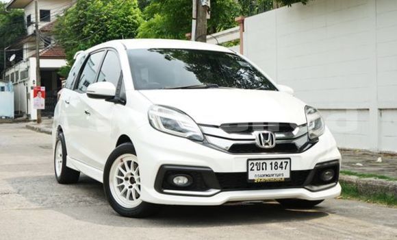 ซื้อ รถมือสอง Honda Mobilio ขาว รถยนต์ ใน %{เมือง} ใน กรุงเทพมหานคร ซื้อ รถมือสอง Honda Mobilio ขาว รถยนต์ ใน %{เมือง} ใน กรุงเทพมหานคร