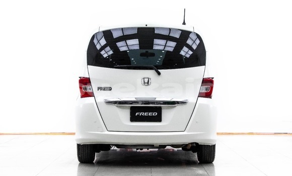 Buy Used Honda Freed White Car in Bangkok in Bangkok Buy Used Honda Freed White Car in Bangkok in Bangkok