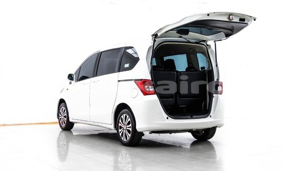 Buy Used Honda Freed White Car in Bangkok in Bangkok Buy Used Honda Freed White Car in Bangkok in Bangkok