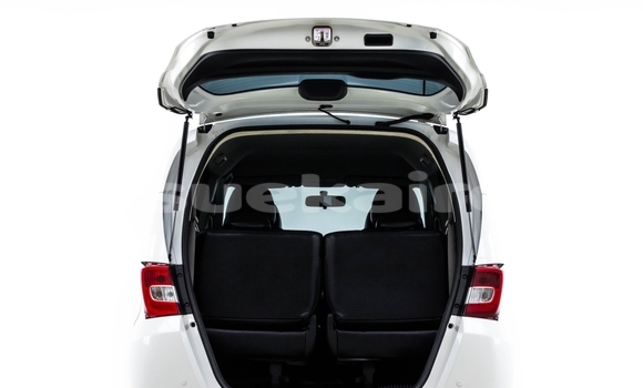 Buy Used Honda Freed White Car in Bangkok in Bangkok Buy Used Honda Freed White Car in Bangkok in Bangkok