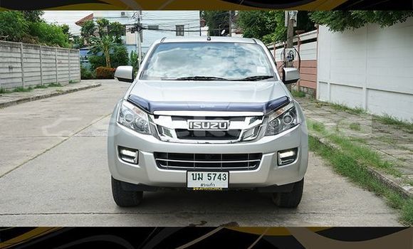 ซื้อ รถมือสอง Isuzu D-Max เงิน รถยนต์ ใน %{เมือง} ใน กรุงเทพมหานคร ซื้อ รถมือสอง Isuzu D-Max เงิน รถยนต์ ใน %{เมือง} ใน กรุงเทพมหานคร
