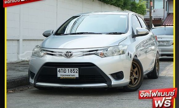 ซื้อ รถมือสอง Toyota Vios เงิน รถยนต์ ใน %{เมือง} ใน กรุงเทพมหานคร