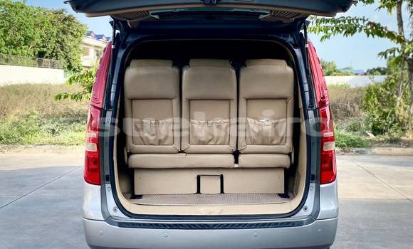 Buy Used Hyundai H1 Other Car in Bangkok in Bangkok Buy Used Hyundai H1 Other Car in Bangkok in Bangkok