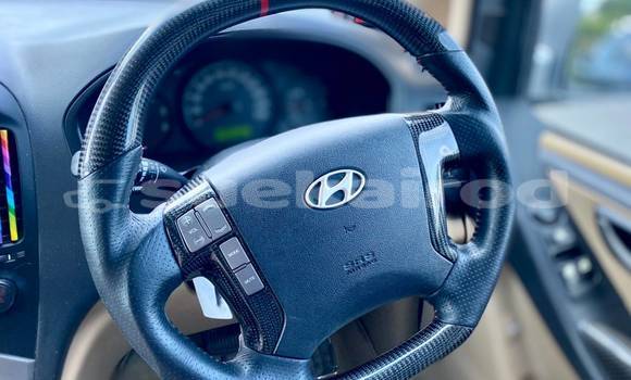 Buy Used Hyundai H1 Other Car in Bangkok in Bangkok Buy Used Hyundai H1 Other Car in Bangkok in Bangkok