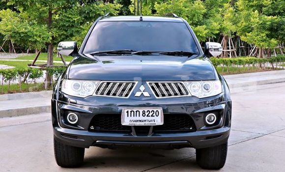 Buy Used Mitsubishi Pajero Black Car in Bangkok in Bangkok Buy Used Mitsubishi Pajero Black Car in Bangkok in Bangkok