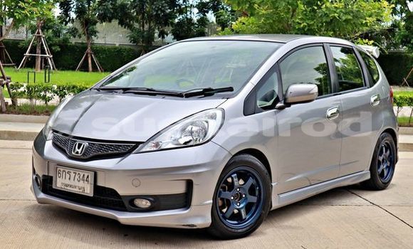 ซื้อ รถมือสอง Honda Jazz เงิน รถยนต์ ใน %{เมือง} ใน กรุงเทพมหานคร ซื้อ รถมือสอง Honda Jazz เงิน รถยนต์ ใน %{เมือง} ใน กรุงเทพมหานคร