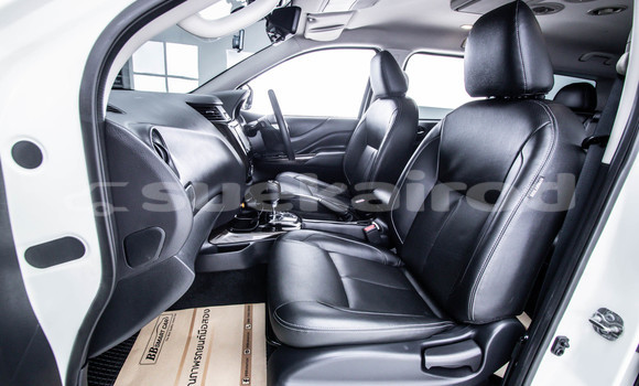 Buy Used Nissan X-Terra White Car in Bangkok in Bangkok Buy Used Nissan X-Terra White Car in Bangkok in Bangkok