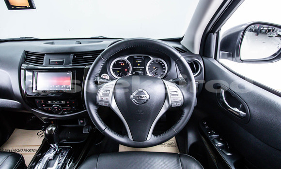 Buy Used Nissan X-Terra White Car in Bangkok in Bangkok Buy Used Nissan X-Terra White Car in Bangkok in Bangkok