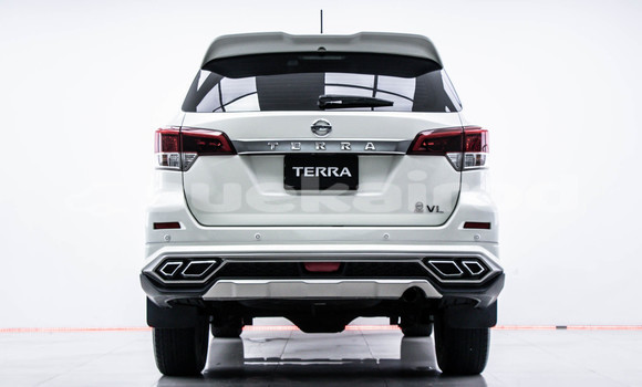 Buy Used Nissan X-Terra White Car in Bangkok in Bangkok Buy Used Nissan X-Terra White Car in Bangkok in Bangkok