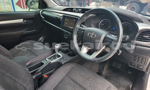 Buy Used Toyota DA White Truck in Bangkok in Bangkok Buy Used Toyota DA White Truck in Bangkok in Bangkok