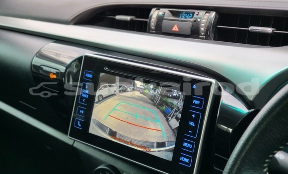 Buy Used Toyota DA White Truck in Bangkok in Bangkok Buy Used Toyota DA White Truck in Bangkok in Bangkok