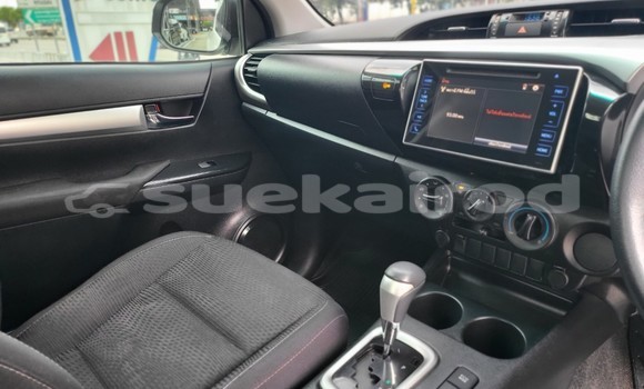 Buy Used Toyota DA White Truck in Bangkok in Bangkok Buy Used Toyota DA White Truck in Bangkok in Bangkok