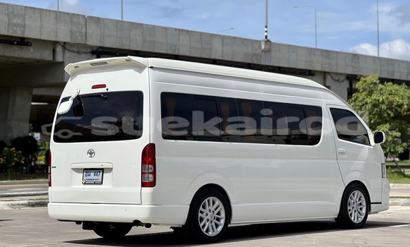 ซื้อ รถมือสอง Toyota Commuter ขาว รถยนต์ ใน %{เมือง} ใน กรุงเทพมหานคร ซื้อ รถมือสอง Toyota Commuter ขาว รถยนต์ ใน %{เมือง} ใน กรุงเทพมหานคร