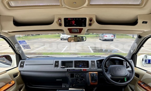 ซื้อ รถมือสอง Toyota Commuter ขาว รถยนต์ ใน %{เมือง} ใน กรุงเทพมหานคร ซื้อ รถมือสอง Toyota Commuter ขาว รถยนต์ ใน %{เมือง} ใน กรุงเทพมหานคร