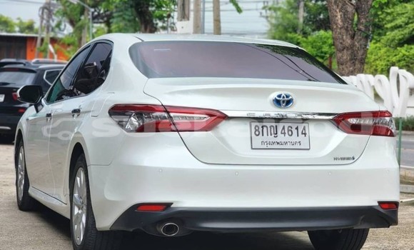 Buy Used Toyota Camry White Car in Bangkok in Bangkok Buy Used Toyota Camry White Car in Bangkok in Bangkok