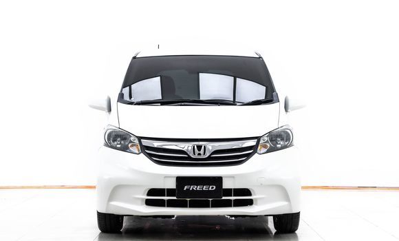 Buy Used Honda Freed White Car in Bangkok in Bangkok Buy Used Honda Freed White Car in Bangkok in Bangkok