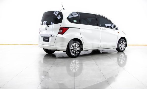 Buy Used Honda Freed White Car in Bangkok in Bangkok Buy Used Honda Freed White Car in Bangkok in Bangkok