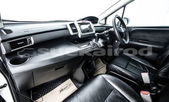 Buy Used Honda Freed White Car in Bangkok in Bangkok Buy Used Honda Freed White Car in Bangkok in Bangkok