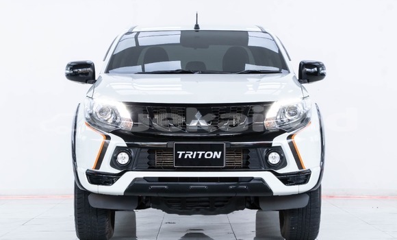 Buy Used Mitsubishi Triton White Car in Bangkok in Bangkok Buy Used Mitsubishi Triton White Car in Bangkok in Bangkok
