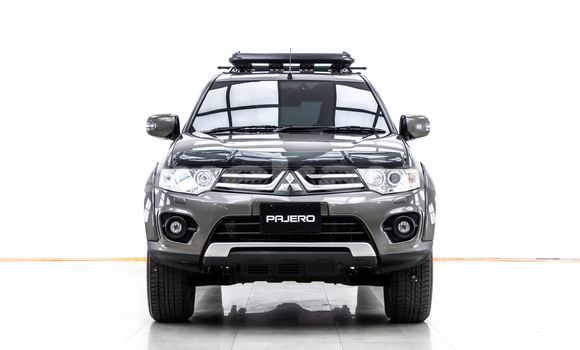 Buy Used Mitsubishi Pajero Brown Car in Bangkok in Bangkok Buy Used Mitsubishi Pajero Brown Car in Bangkok in Bangkok