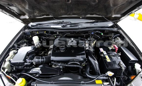 Buy Used Mitsubishi Pajero Brown Car in Bangkok in Bangkok Buy Used Mitsubishi Pajero Brown Car in Bangkok in Bangkok