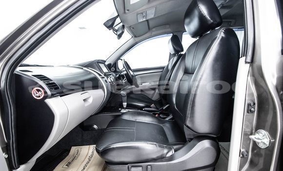 Buy Used Mitsubishi Pajero Brown Car in Bangkok in Bangkok Buy Used Mitsubishi Pajero Brown Car in Bangkok in Bangkok