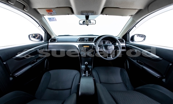 ซื้อ รถมือสอง Suzuki Ciaz ขาว รถยนต์ ใน %{เมือง} ใน กรุงเทพมหานคร ซื้อ รถมือสอง Suzuki Ciaz ขาว รถยนต์ ใน %{เมือง} ใน กรุงเทพมหานคร