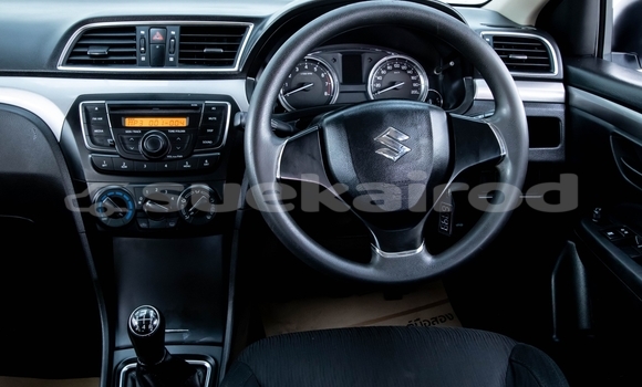 ซื้อ รถมือสอง Suzuki Ciaz ขาว รถยนต์ ใน %{เมือง} ใน กรุงเทพมหานคร ซื้อ รถมือสอง Suzuki Ciaz ขาว รถยนต์ ใน %{เมือง} ใน กรุงเทพมหานคร