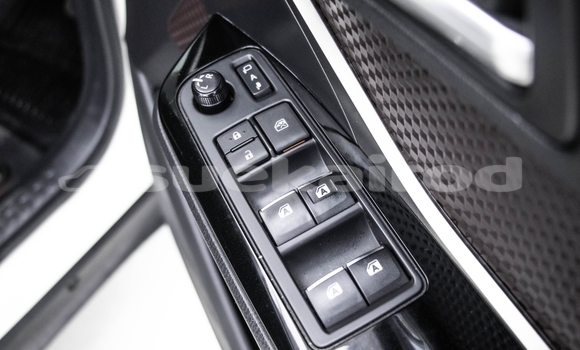 ซื้อ รถมือสอง Toyota C-HR ขาว รถยนต์ ใน %{เมือง} ใน กรุงเทพมหานคร ซื้อ รถมือสอง Toyota C-HR ขาว รถยนต์ ใน %{เมือง} ใน กรุงเทพมหานคร