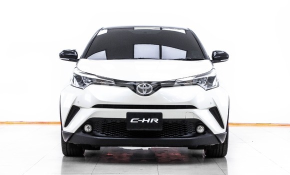 ซื้อ รถมือสอง Toyota C-HR ขาว รถยนต์ ใน %{เมือง} ใน กรุงเทพมหานคร ซื้อ รถมือสอง Toyota C-HR ขาว รถยนต์ ใน %{เมือง} ใน กรุงเทพมหานคร
