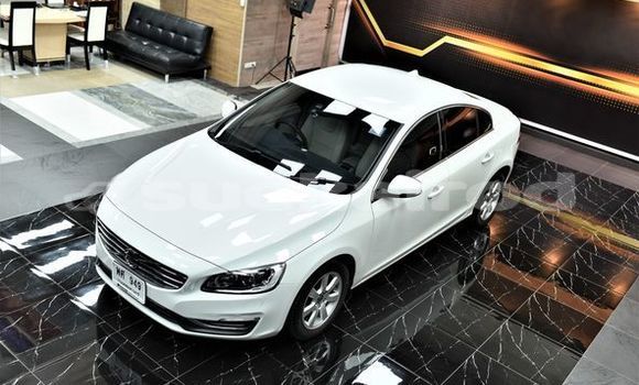ซื้อ รถมือสอง Volvo S60 ขาว รถยนต์ ใน %{เมือง} ใน กรุงเทพมหานคร ซื้อ รถมือสอง Volvo S60 ขาว รถยนต์ ใน %{เมือง} ใน กรุงเทพมหานคร