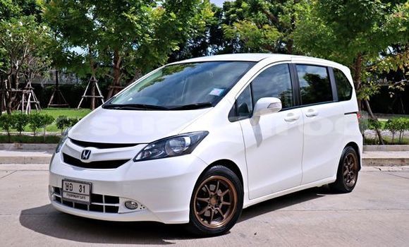 ซื้อ รถมือสอง Honda Freed ขาว รถยนต์ ใน %{เมือง} ใน กรุงเทพมหานคร ซื้อ รถมือสอง Honda Freed ขาว รถยนต์ ใน %{เมือง} ใน กรุงเทพมหานคร