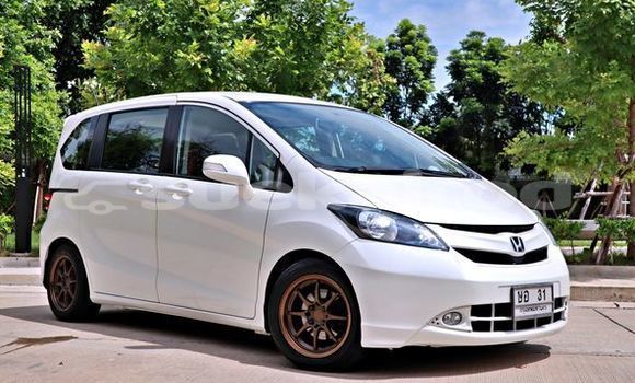 Buy Used Honda Freed White Car in Bangkok in Bangkok Buy Used Honda Freed White Car in Bangkok in Bangkok